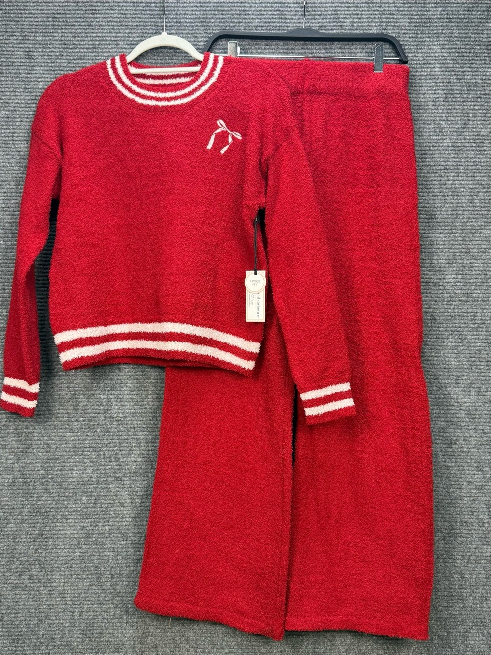 NWT Cupcakes & Cashmere Womens Small Red Fuzzy Knit Loungewear Set